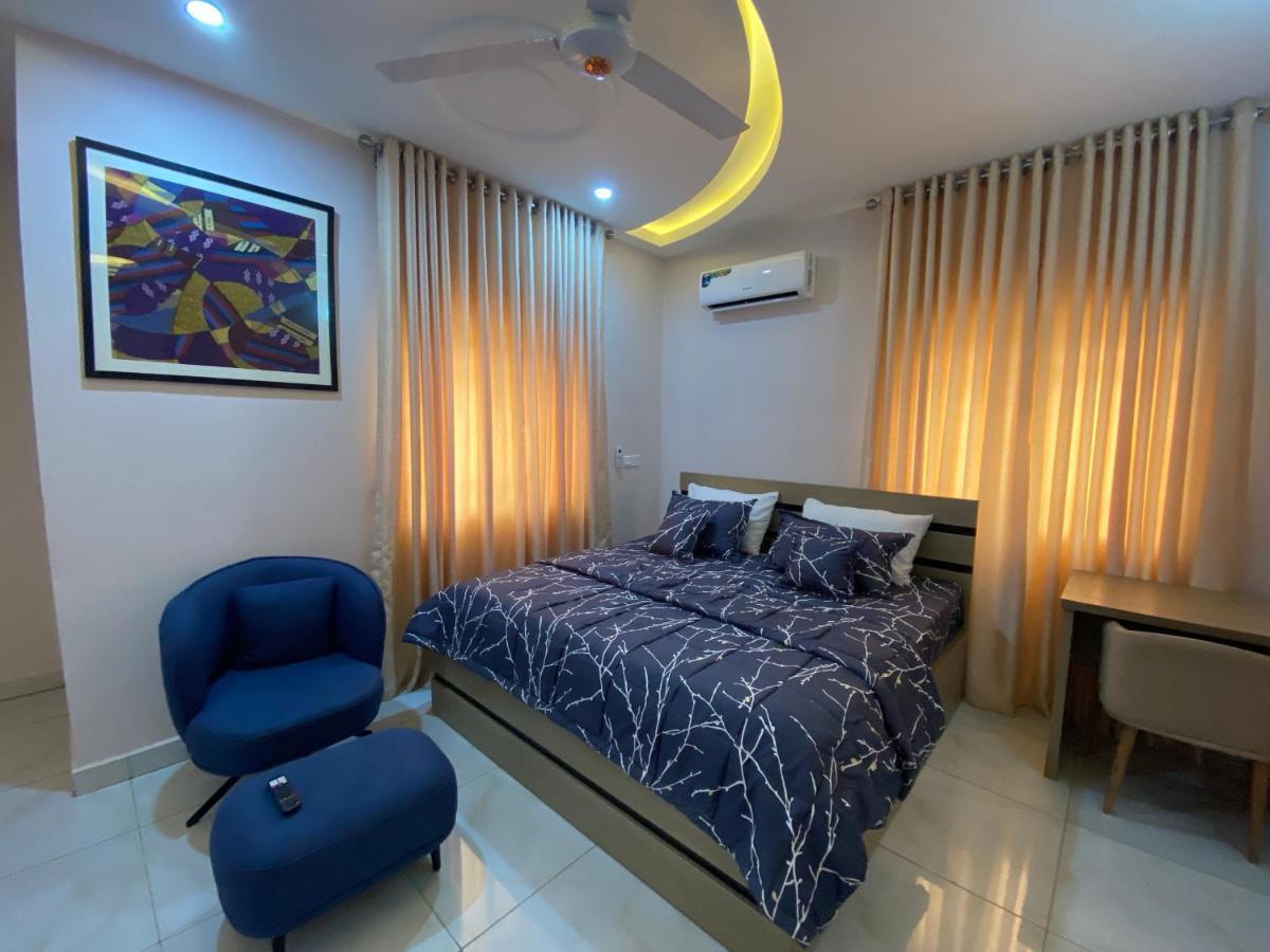 C7 Hazelwood Residence & Suites Abuja Extérieur photo